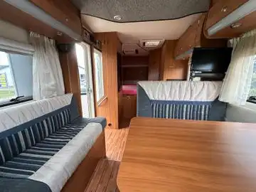 KNAUS SKY WAVE 650 MF 